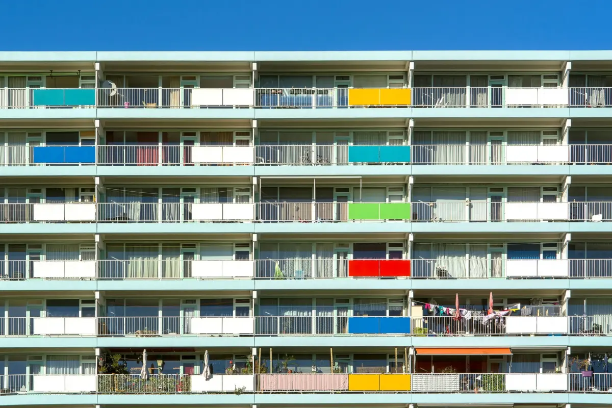 Zonnepanelen huurwoning: mag het en wat levert het op?